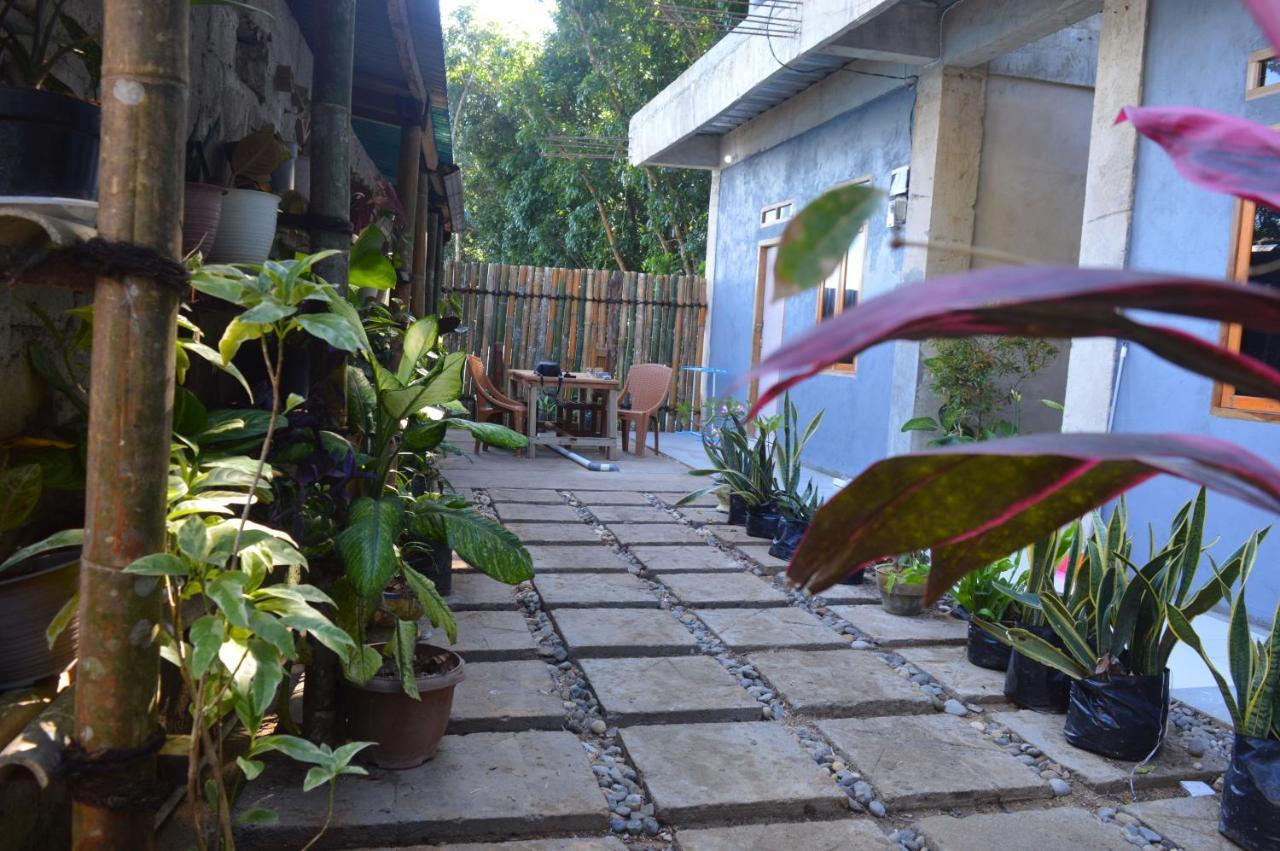 Labuan Bajo Mahoni Guesthouse Eksteriør bilde