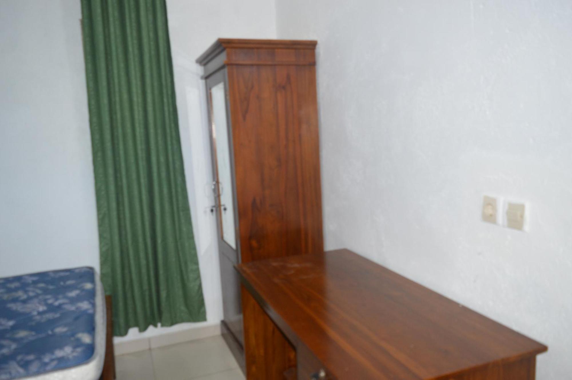 Labuan Bajo Mahoni Guesthouse Eksteriør bilde